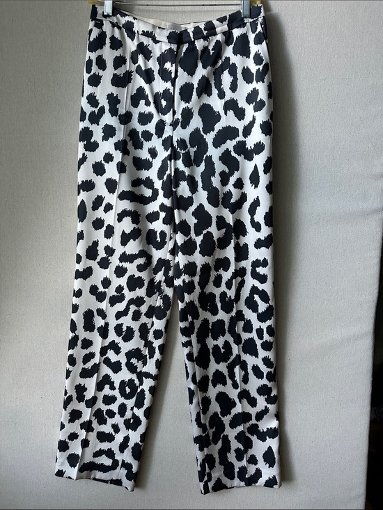 H&M Pants - H&M Black & White Animal Print Pull-On Pants